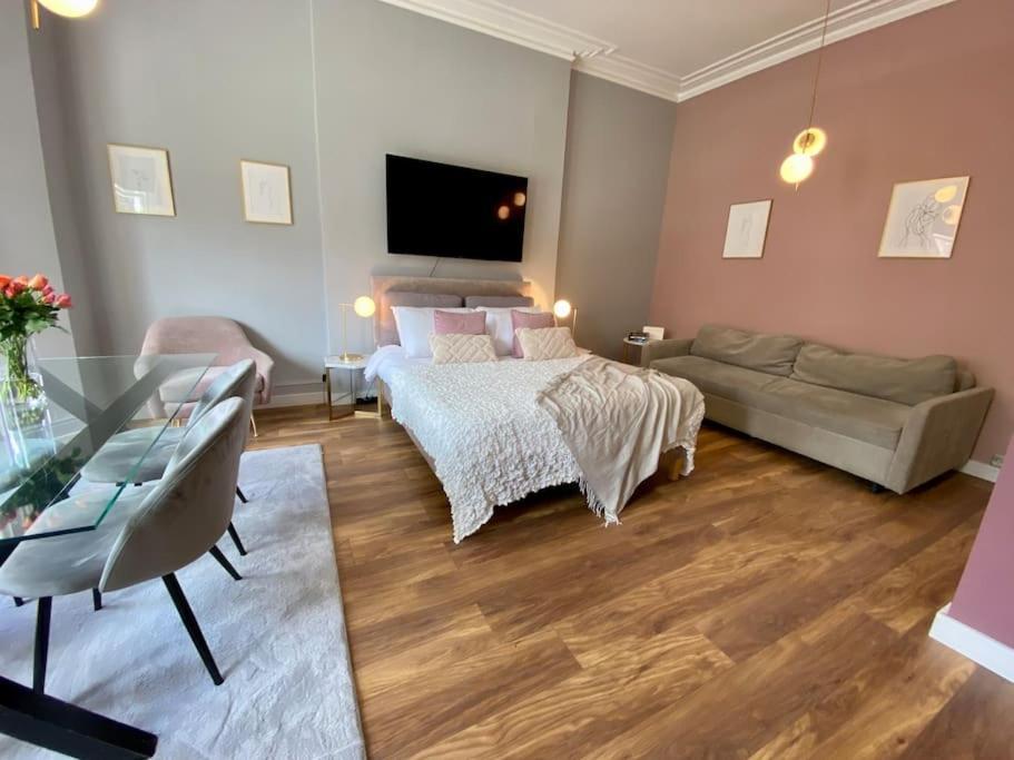 Studio For 3 Near Regents Park N5 London Exterior photo