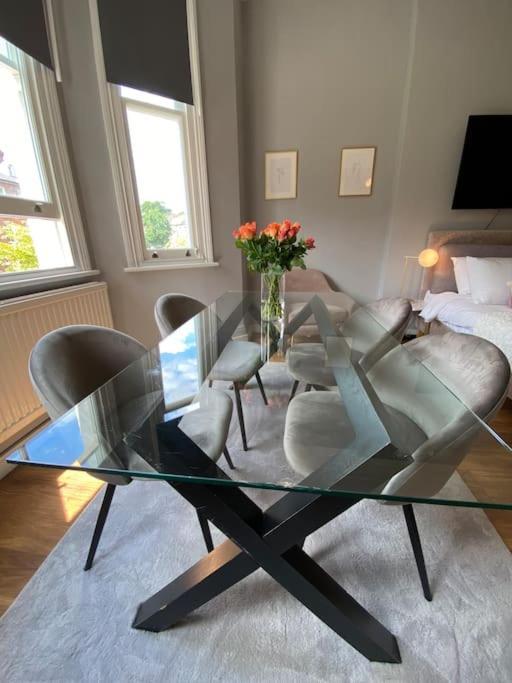 Studio For 3 Near Regents Park N5 London Exterior photo