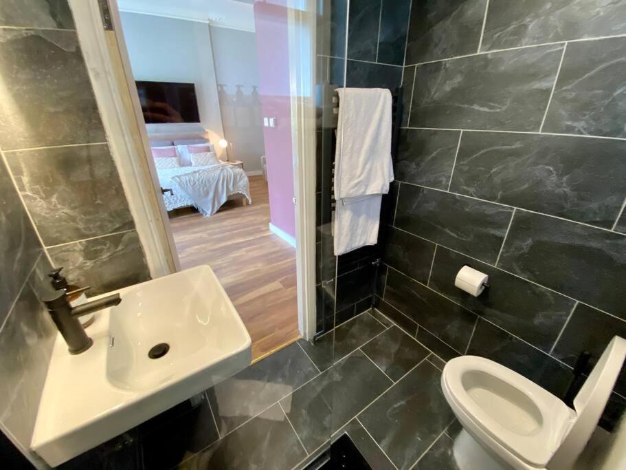 Studio For 3 Near Regents Park N5 London Exterior photo